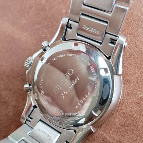 Seiko Premier 石英黑面計時表（日曆窗, 40mm）