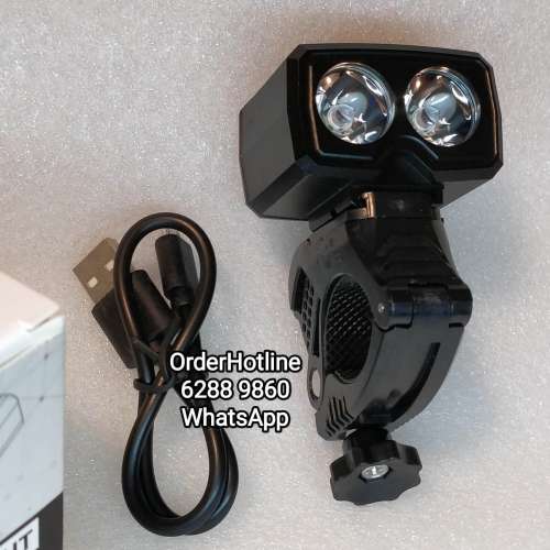 單車頭燈+尾燈全套。USB直接充電。Bike Headlamp & Tail Light. Rechargeable via USB