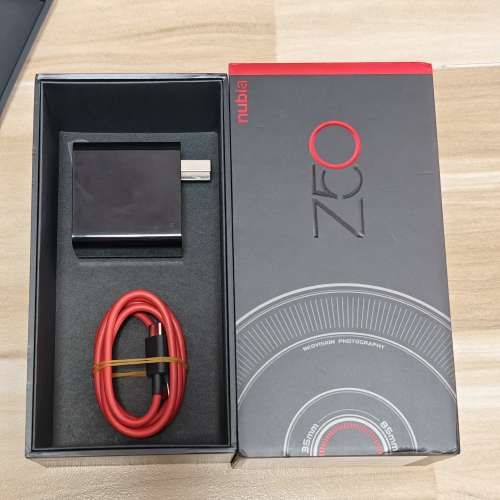 nubia Z50 Ultra 12GB+512GB 敦煌 國行 95%新