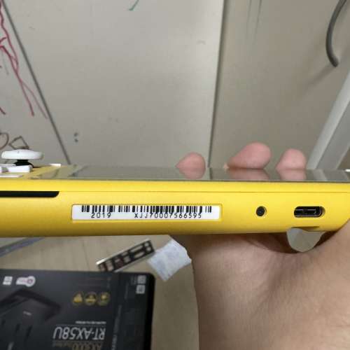 Switch Lite Yellow 99新 港行 有盒 保護套 收據 火牛 齊件