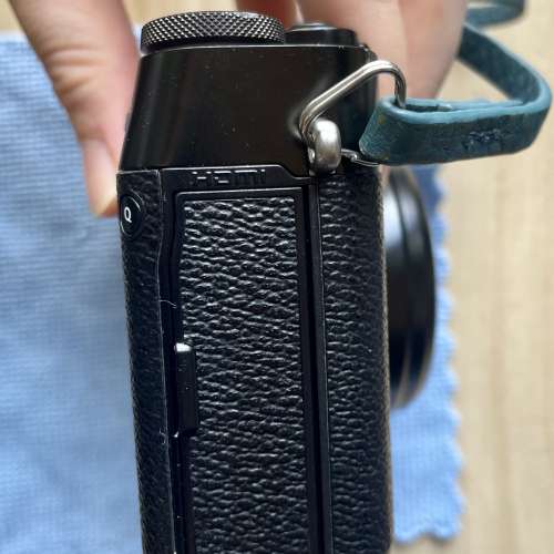 Fujifilm x100v Digital Film Camera (low shutter count, with receipt) 富士數碼...