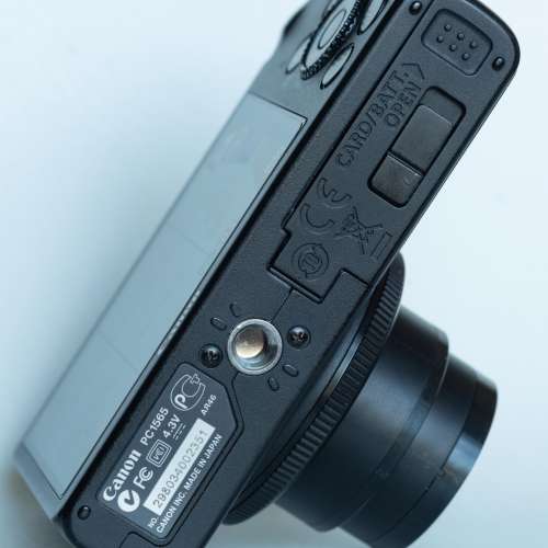 Canon PowerShot S95 CCD Digital Camera