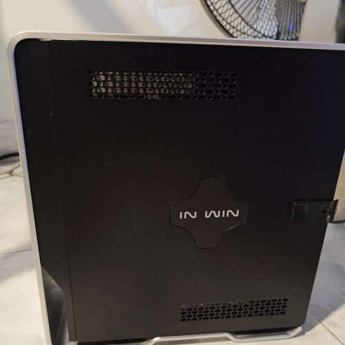 INWIN迷你電腦mini pc 打機上網都行