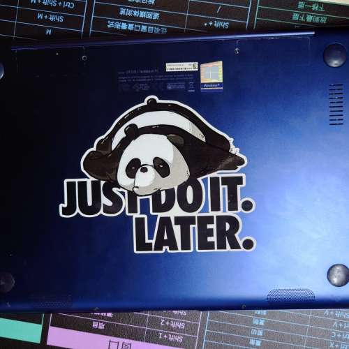 放售 Asus zenbok 13 UN331un Royal blue,