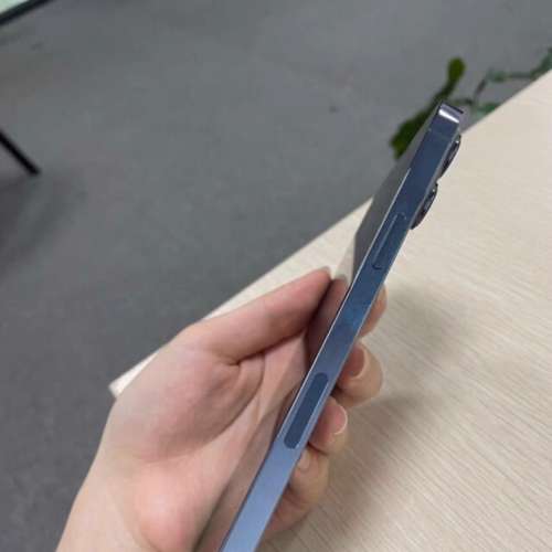 港行 Apple Iphone 13 pro Max 128G 天峰藍，6.7 寸大屏幕顯示，電池100 % 健康度，...