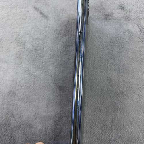 Apple Iphone 11 pro Max 256G ，6.7 寸大屏幕顯示，電池100 % 健康度，已貼上全新...