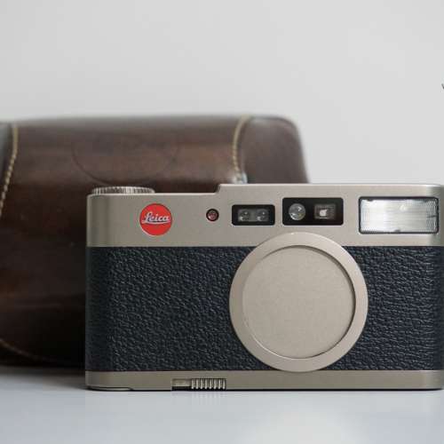 FS] *** Leica CM with Summarit 40mm F2.4 Film Camera (18130