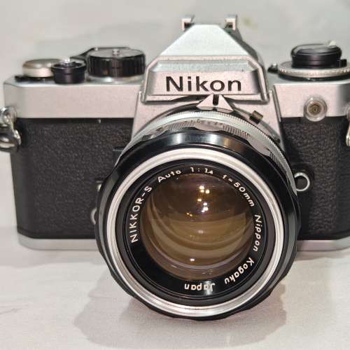 Nikon FE + 50/1.4 Nikkor S NAI