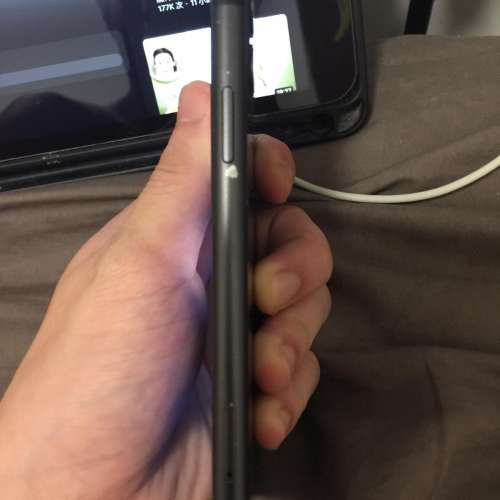 Iphone11 64gb港行 可換機，多除小補
