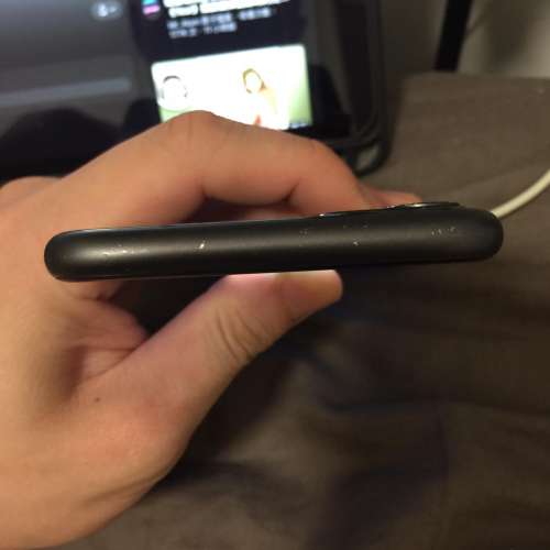 Iphone11 64gb港行 可換機，多除小補