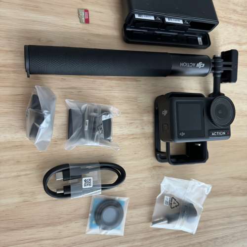 DJI osmo action 4 combo