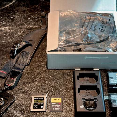 水貨，店舖保 Fujifilm xh2s 齊盒齊件+ 行貨豪華配件