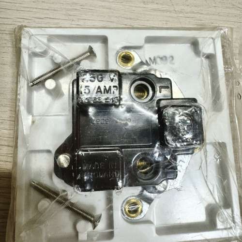 古董英國製造MK 15A圓腳插座掣面