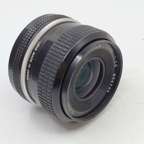 Nikon 35mm F2.8 No. 805735