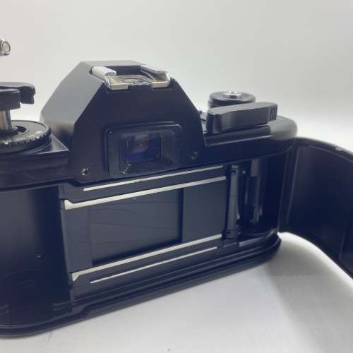 Nikon EM No. 7210081