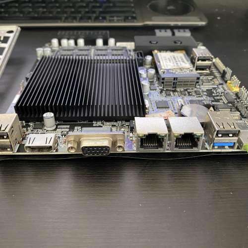 Nas itx 主版 J1900 CPU