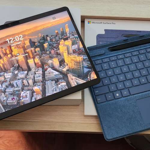 95% 新行貨黑色Surface Pro 9, i7, 16g ram 512g ssd, Extended warranty to 2026/04