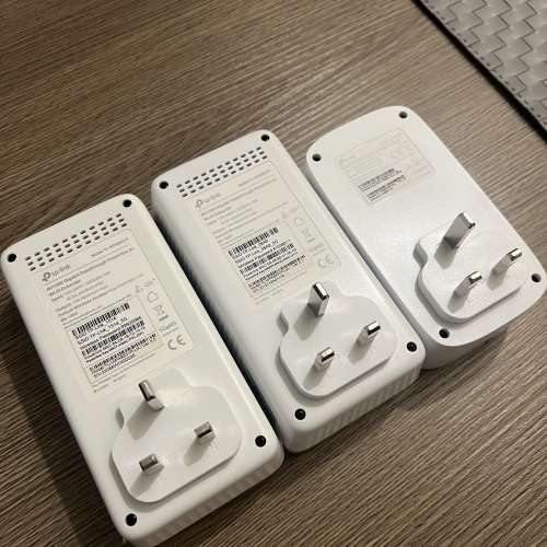 TP-LINK AV1300 Gigabit Passthrough Powerline AC WiFi Kit WPA8630P.