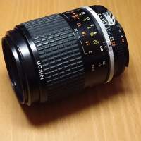 Nikon micro 105mm f2.8 ais