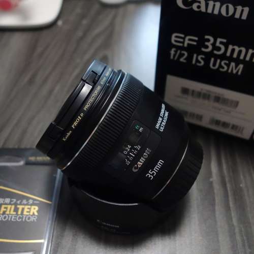 Canon EF 35mm f/2 IS USM + EW-72 遮光罩