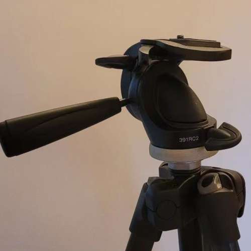 Manfrotto 732CY carbon fiber tripod + 392RC2 head