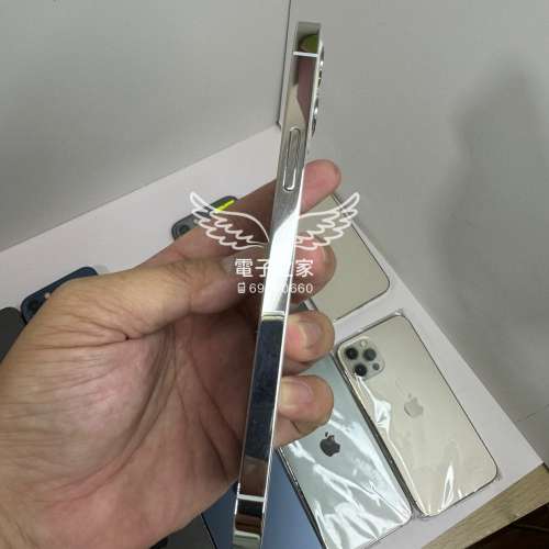 (極少完美，白色12pro 港行)Apple Iphone 12 pro 白/黑/藍/金   128 256 512 gb