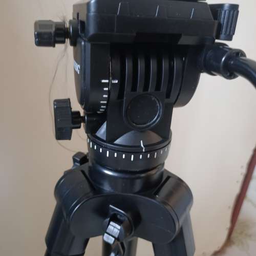 液壓三腳架 配三腳滑輪 - 相機及攝影機均適用