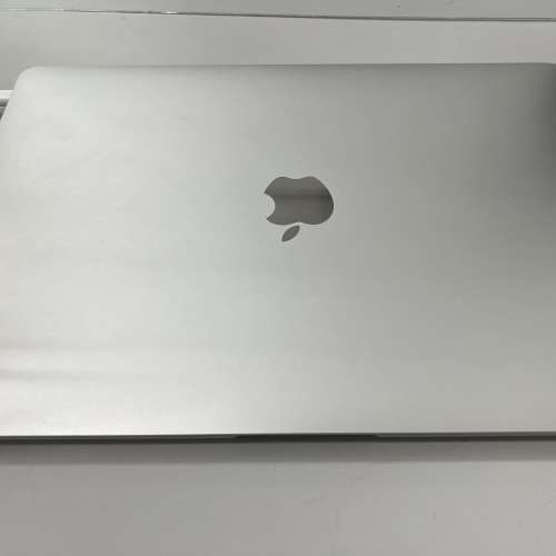 Macbook air 2020 i5 256gb silver