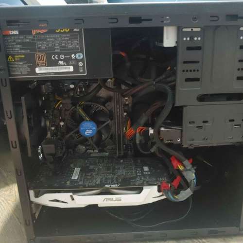 電腦主機 (i5 / 16gb ram/gtx1060 /2TB/wifi )