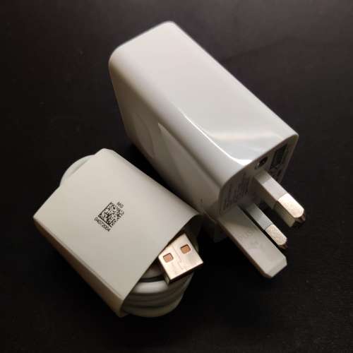 華為66W快充 Huawei 66W Super Fast Charger