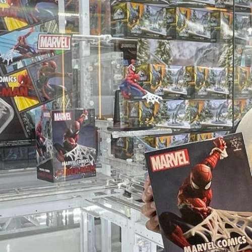 全新日版 MARVEL COMICS SPIDER-MAN FIGURE