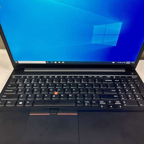 Lenovo ThinkPad E15 G2 內顯2GB RAM夠推圖像編輯文書多功能