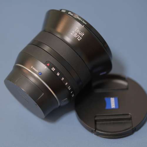 Carl Zeiss Touit 2.8/12 富士X Mount