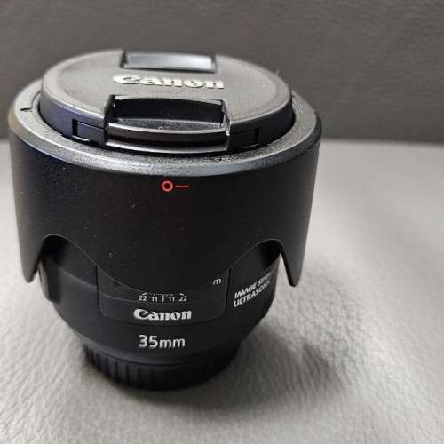 Canon 60D + Canon 35mm f2.0 usm