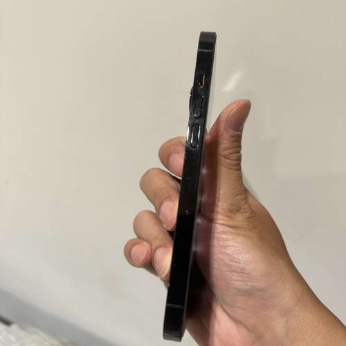 iPhone 14 pro black 256gb 連盒連充電線，無花無崩