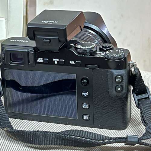 Fujifilm XE3 + 18-55mm + 7artisans 25mm f1.8