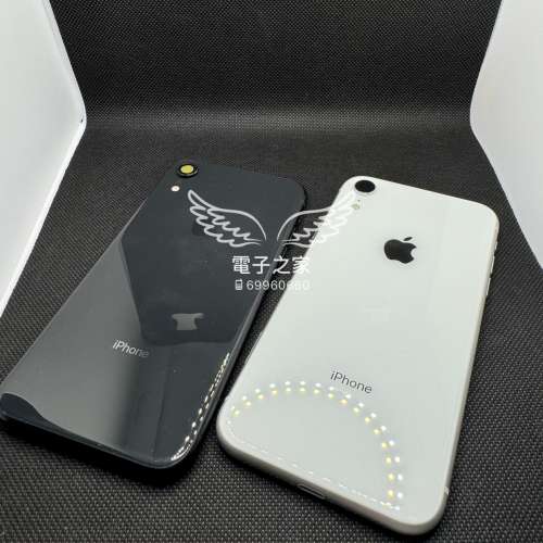 (黑白配😍)Apple Iphone XR  128gb  白色/ 黑色  香港行貨 iphone XR