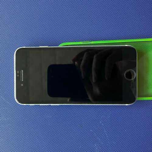 iPhone SE 2 香港行貨 SE2 ❤️白色128GB 95%新 new❤️