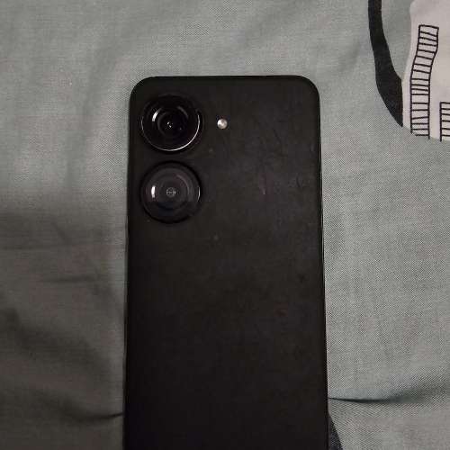 Asus zenfone 9 8+256gb 黑色 香港行貨 for單手使用