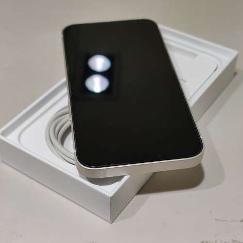 iphone 13 白色128G