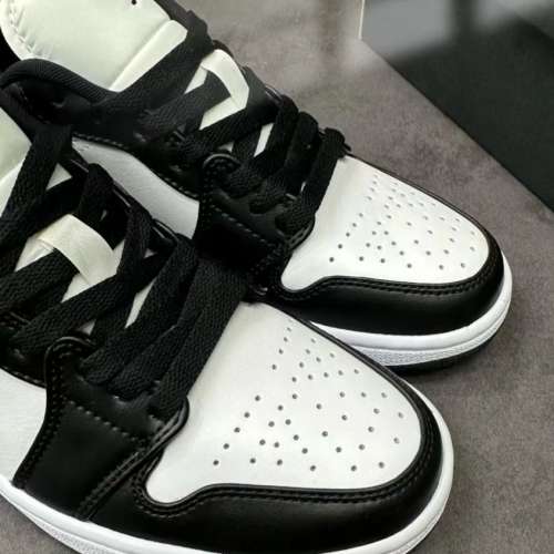 Jordan Air Jordan 1“Panda”熊貓 男女款黑白