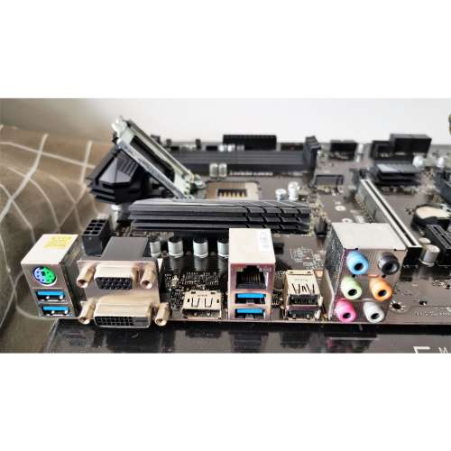 i7-8700K  + MSI Z370-A pro 底板連背板