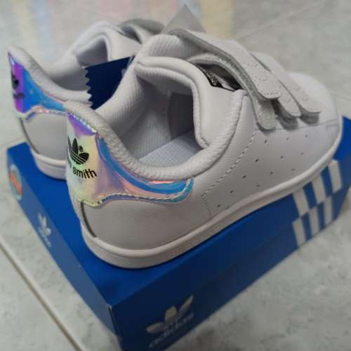 全新 Adidas Stan Smith (銀色尾) 幼童鞋