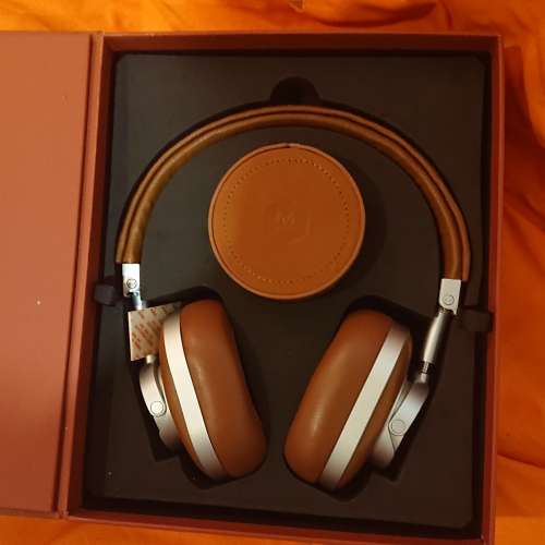 ヘッドホン MASTER & DYNAMIC x Ermenegildo Zegna MASTER & DYNAMIC x Ermenegildo Zegna