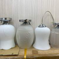 單頭吊燈或 吸頂燈