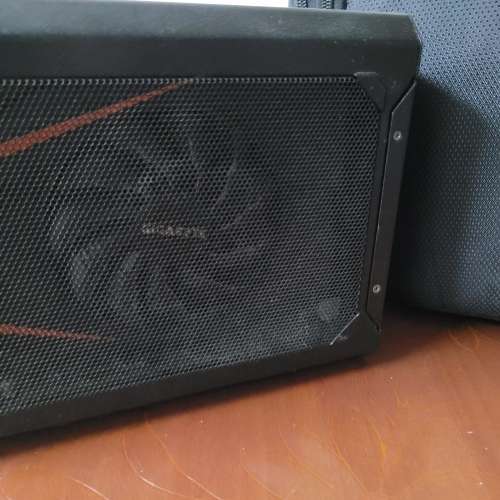 技嘉Aorus gaming box GTX 1070