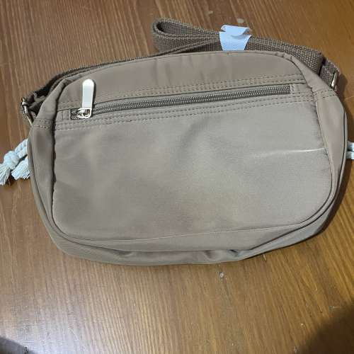 迪士尼唐老鴨斜肩袋