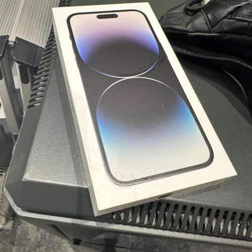 售Iphone 14 Pro Max 256GB 黑色 新淨, 仲有短保養