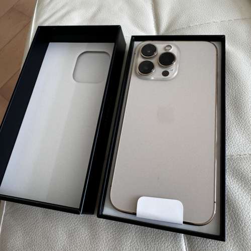 iPhone 13pro 256gb 金色