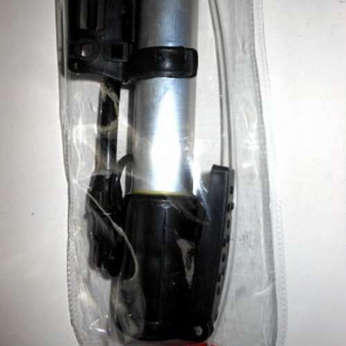100%全新品 騎行車, 單車打氣筒, 鋁合金制, 便攜式氣泵, 手泵, 附針嘴,單車零件!